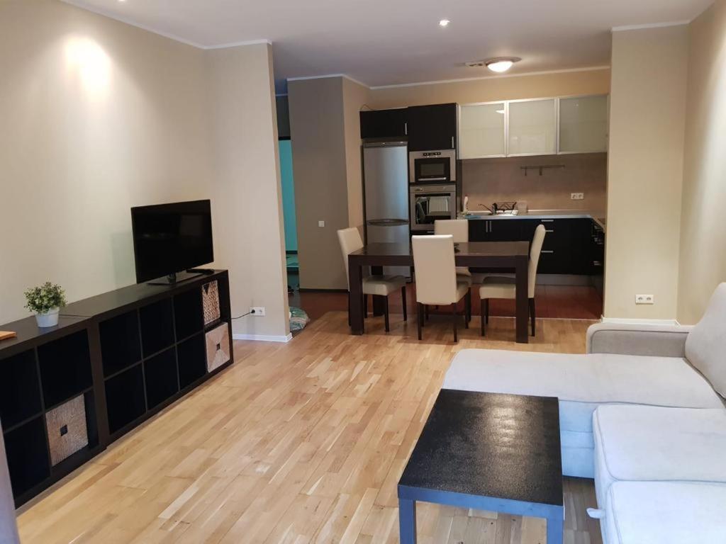Apartmentsbnb828 براشوف المظهر الخارجي الصورة